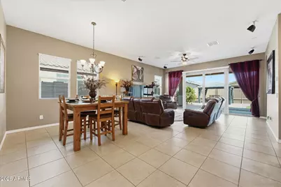 129 W White Oak Avenue, Queen Creek, AZ 85140 - Photo 5