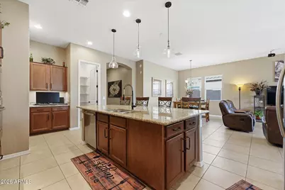 129 W White Oak Avenue, Queen Creek, AZ 85140 - Photo 15