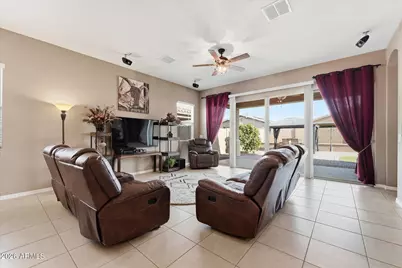 129 W White Oak Avenue, Queen Creek, AZ 85140 - Photo 7
