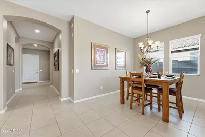 129 W White Oak Avenue, Queen Creek, AZ 85140 - Photo 11