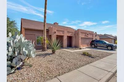 4220 W Creedance Boulevard, Glendale, AZ 85310 - Photo 1
