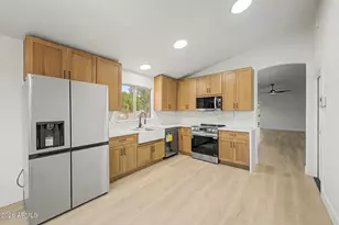 10263 W Potter Dr, Peoria, AZ 85382 - Photo 13
