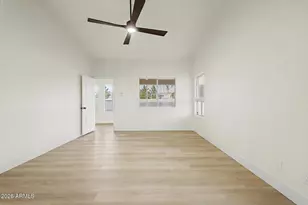 10263 W Potter Dr, Peoria, AZ 85382 - Photo 17