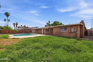 4616 W Saguaro Dr, Glendale, AZ 85304 - Photo 5