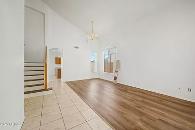 6947 W Via Del Sol Drive, Glendale, AZ 85310 - Photo 9