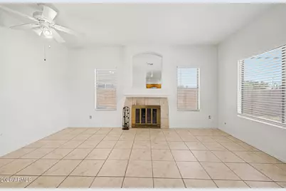 6947 W Via Del Sol Drive, Glendale, AZ 85310 - Photo 11