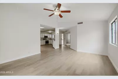 11140 N 82nd Drive, Peoria, AZ 85345 - Photo 3
