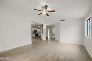 11140 N 82nd Dr, Peoria, AZ 85345 - Photo 3