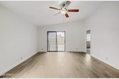 11140 N 82nd Drive, Peoria, AZ 85345 - Photo 5