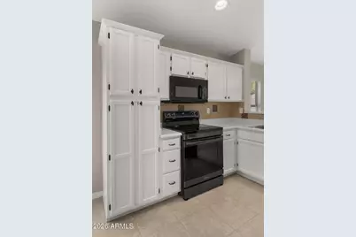 275 N Rock Street, Gilbert, AZ 85234 - Photo 9