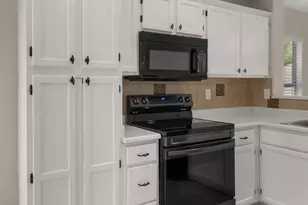 275 N Rock St, Gilbert, AZ 85234 - Photo 9