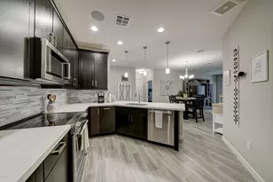 2511 W Queen Creek Rd, Chandler, AZ 85248 - Photo 7
