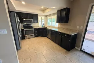 9648 W Rosemonte Dr, Peoria, AZ 85382 - Photo 5