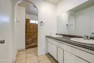 7922 W Earll Dr, Phoenix, AZ 85033 - Photo 17