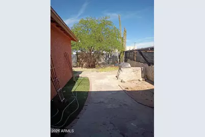 242 S Washington Street, Coolidge, AZ 85128 - Photo 11