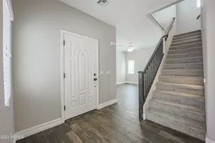 22076 N 103rd Ln, Peoria, AZ 85383 - Photo 7