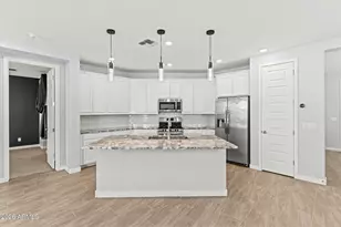 14642 W Charter Oak Rd, Surprise, AZ 85379 - Photo 13