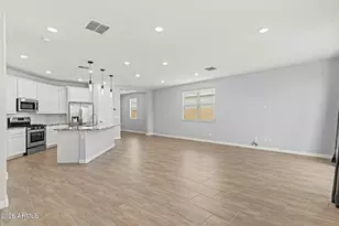 14642 W Charter Oak Rd, Surprise, AZ 85379 - Photo 11