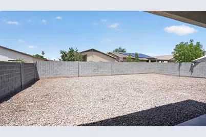 7230 W Sheila Lane, Phoenix, AZ 85033 - Photo 15