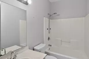 7230 W Sheila Ln, Phoenix, AZ 85033 - Photo 13