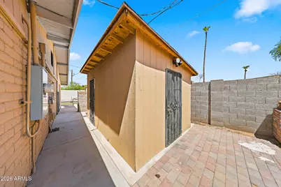 2922 E Kings Avenue, Phoenix, AZ 85032 - Photo 11
