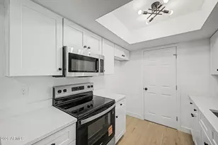 14010 N 54th Dr, Glendale, AZ 85306 - Photo 3