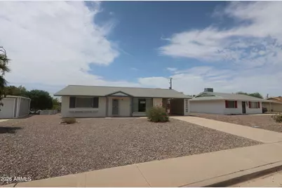 10559 W Sun City Boulevard, Sun City, AZ 85351 - Photo 3