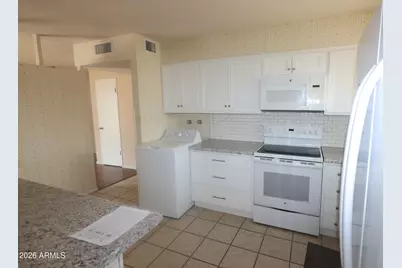 10559 W Sun City Boulevard, Sun City, AZ 85351 - Photo 23