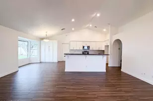 6127 W Harrison St, Chandler, AZ 85226 - Photo 9