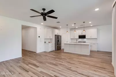 44324 N 44th Lane, Phoenix, AZ 85087 - Photo 5