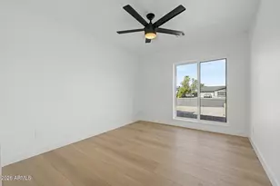 11206 N 26th Pl, Phoenix, AZ 85028 - Photo 17