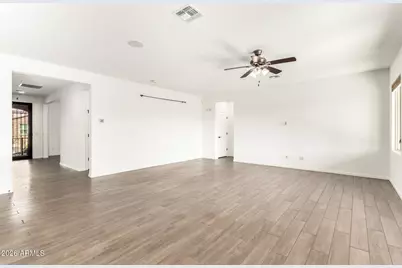 17987 W Redwood Lane, Goodyear, AZ 85338 - Photo 9