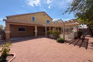 7428 S 15th Dr, Phoenix, AZ 85041 - Photo 5