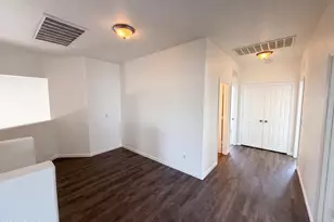 7428 S 15th Dr, Phoenix, AZ 85041 - Photo 17