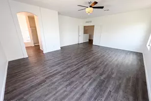 7428 S 15th Dr, Phoenix, AZ 85041 - Photo 27