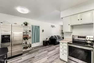 15618 North 21st St, Phoenix, AZ 85022 - Photo 13