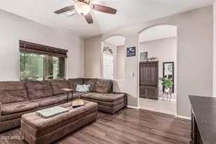 831 S Buena Vista Dr, Apache Junction, AZ 85120 - Photo 9