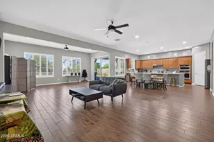 892 E Hampton Ln, Gilbert, AZ 85295 - Photo 17