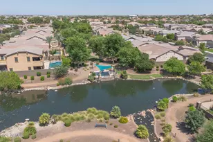 892 E Hampton Ln, Gilbert, AZ 85295 - Photo 33