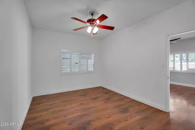 2542 W Nopal Avenue, Mesa, AZ 85202 - Photo 31