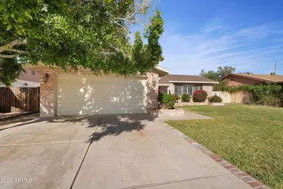 2542 W Nopal Avenue, Mesa, AZ 85202 - Photo 3