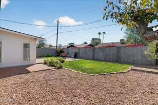 8725 E Jackrabbit Rd, Scottsdale, AZ 85250 - Photo 37