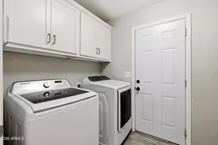 1274 E Lake Dr, Gilbert, AZ 85234 - Photo 25