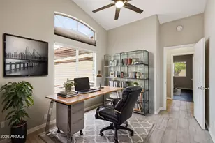 1274 E Lake Dr, Gilbert, AZ 85234 - Photo 23