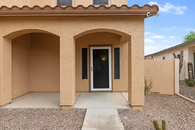 13812 W Port Royale Lane, Surprise, AZ 85379 - Photo 9