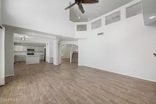 724 W Sandra Ter, Phoenix, AZ 85023 - Photo 9