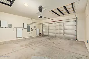 12136 W Tether Trl, Peoria, AZ 85383 - Photo 31