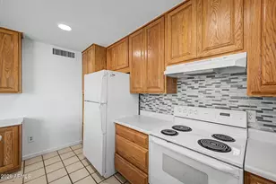 204 E Fordham Dr, Tempe, AZ 85283 - Photo 11
