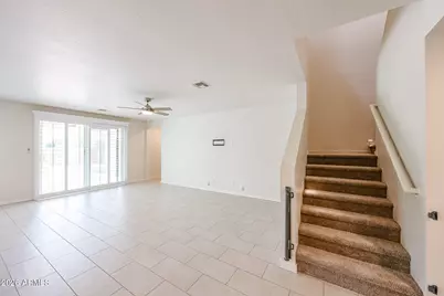 14090 W Old Oak Lane, Surprise, AZ 85379 - Photo 9