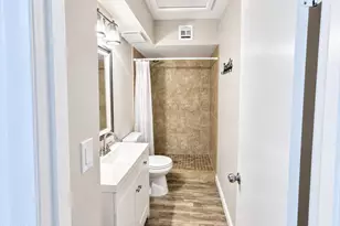 286 W Palomino Dr, Chandler, AZ 85225 - Photo 21